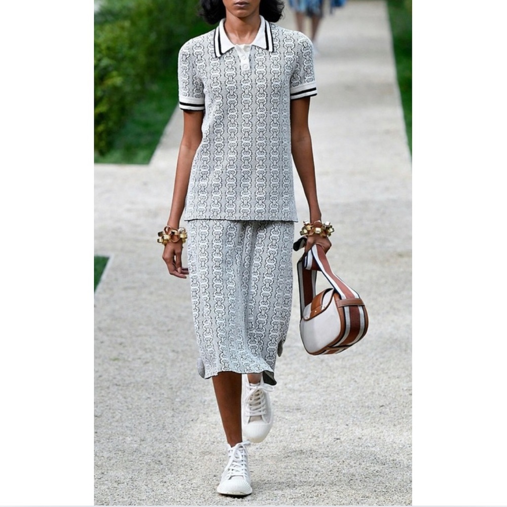 Tory Burch Gemini Link Sweater in Ivory/Black - Picture 9 of 12